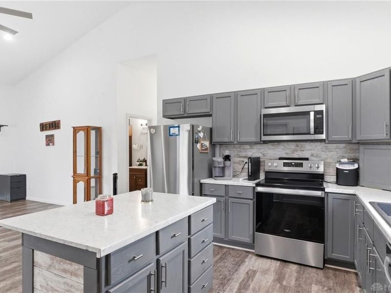 2970 Old Us Highway 40, London, OH 43140 Photo 15