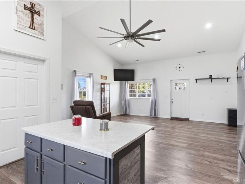 2970 Old Us Highway 40, London, OH 43140 Photo 16