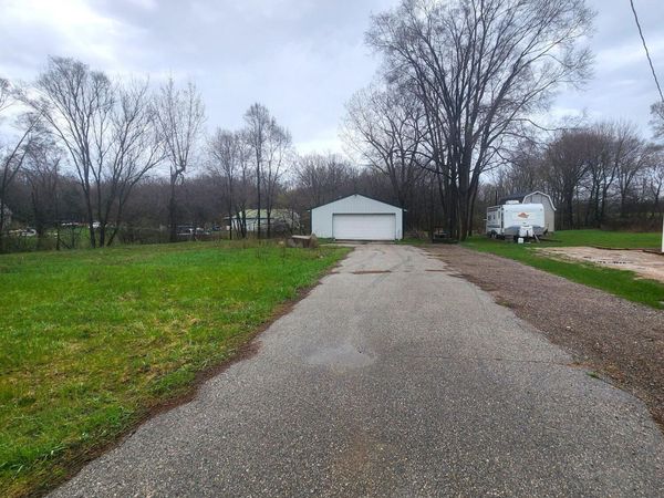 1491 S Leaton Road, Mount Pleasant, MI 48858