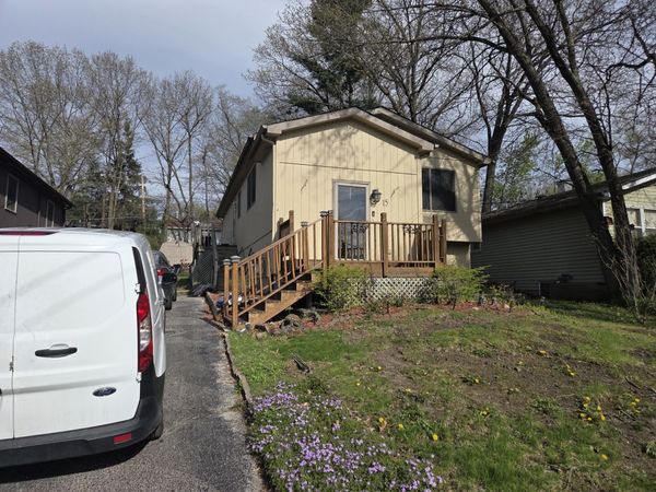 15 Ridgeland Avenue , Fox Lake, IL 60020