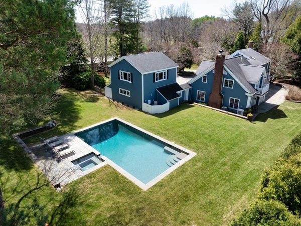 191 Newton St, Brookline, MA 02445