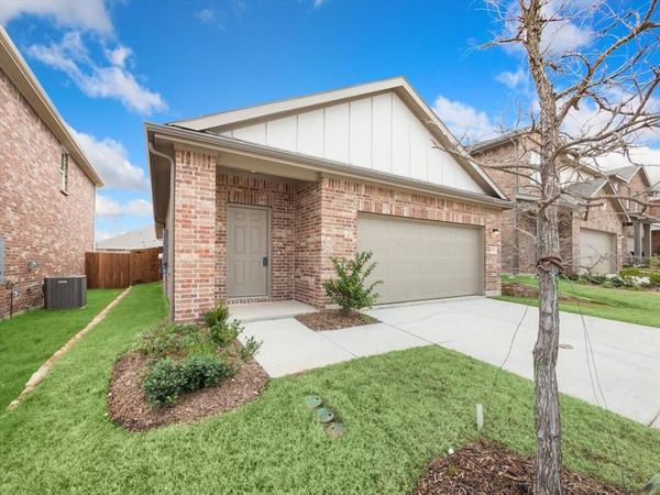 617 Delaware Avenue, Princeton, TX 75407