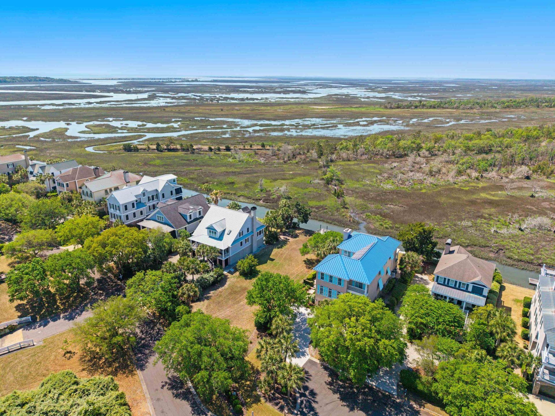 98 Colony Point Dr.  Photo 5