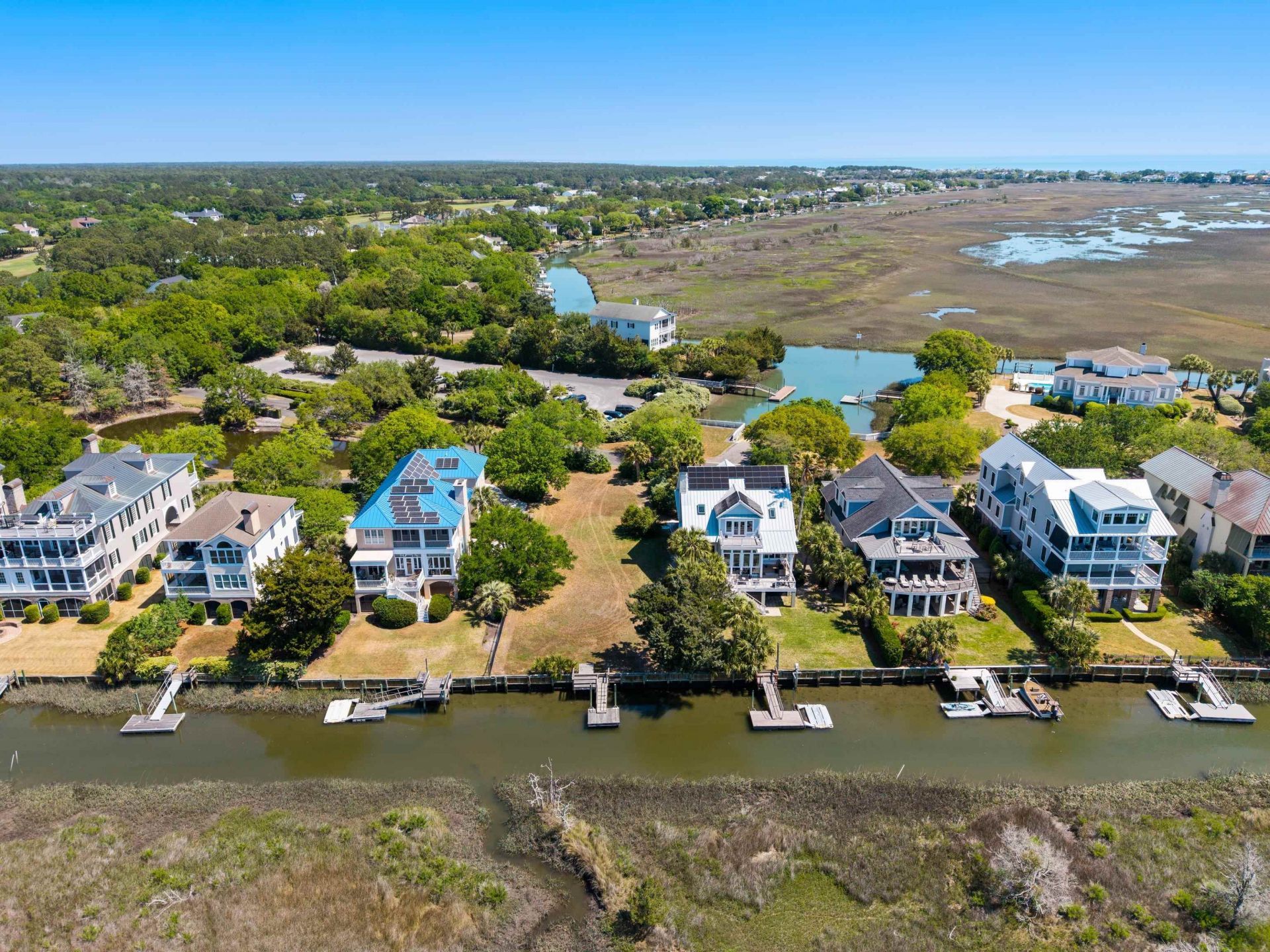 98 Colony Point Dr.  Photo 8