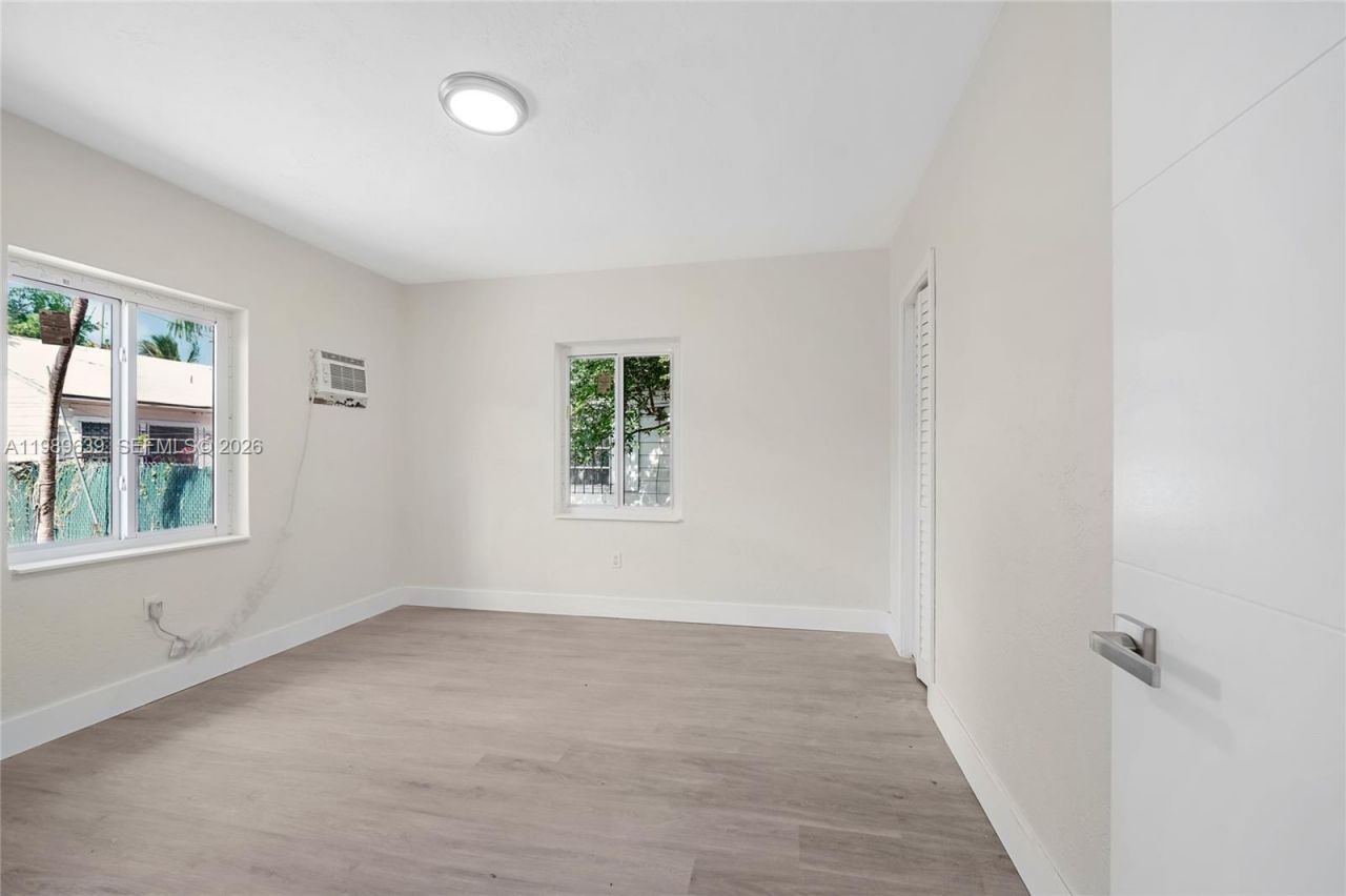 2025 Fillmore St, Unit 1-2, Hollywood, FL 33020 Photo