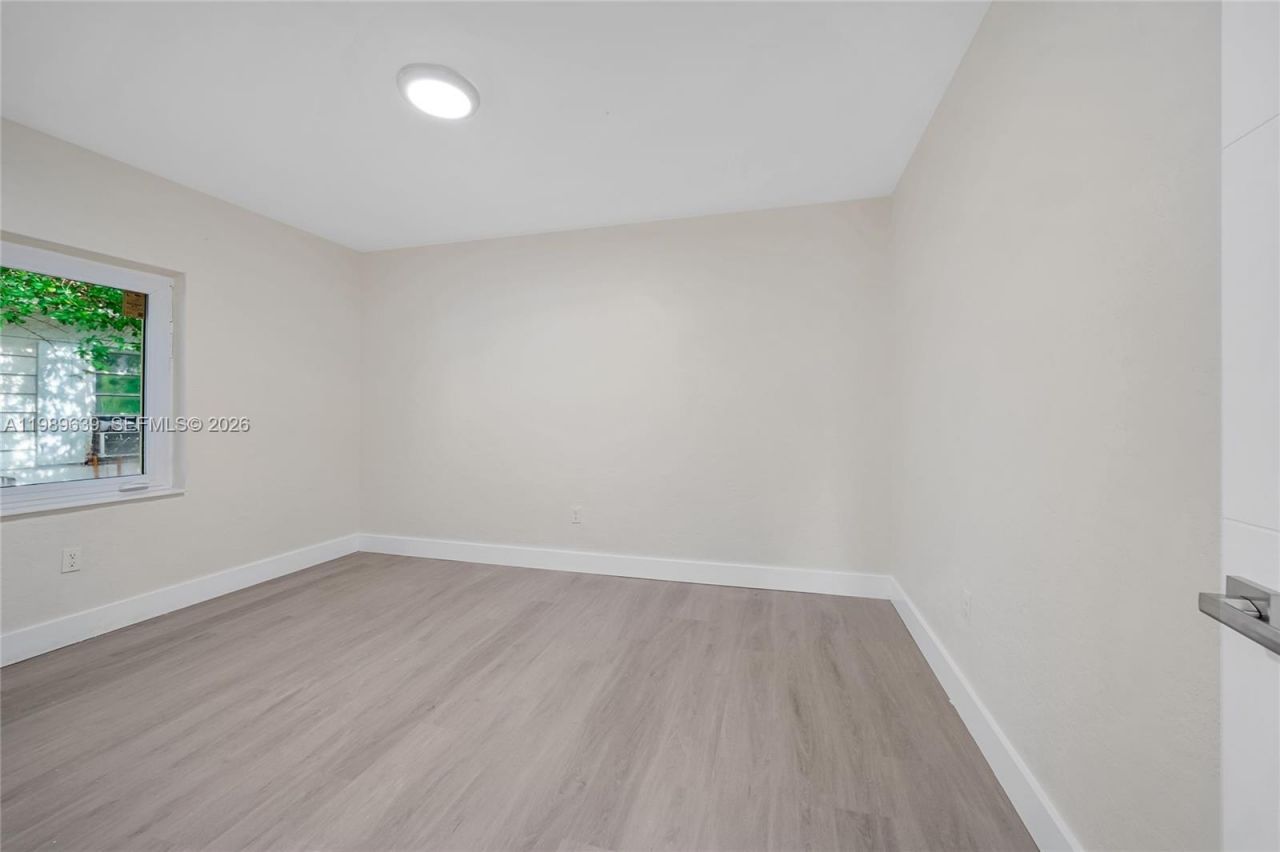2025 Fillmore St, Unit 1-2, Hollywood, FL 33020 Photo