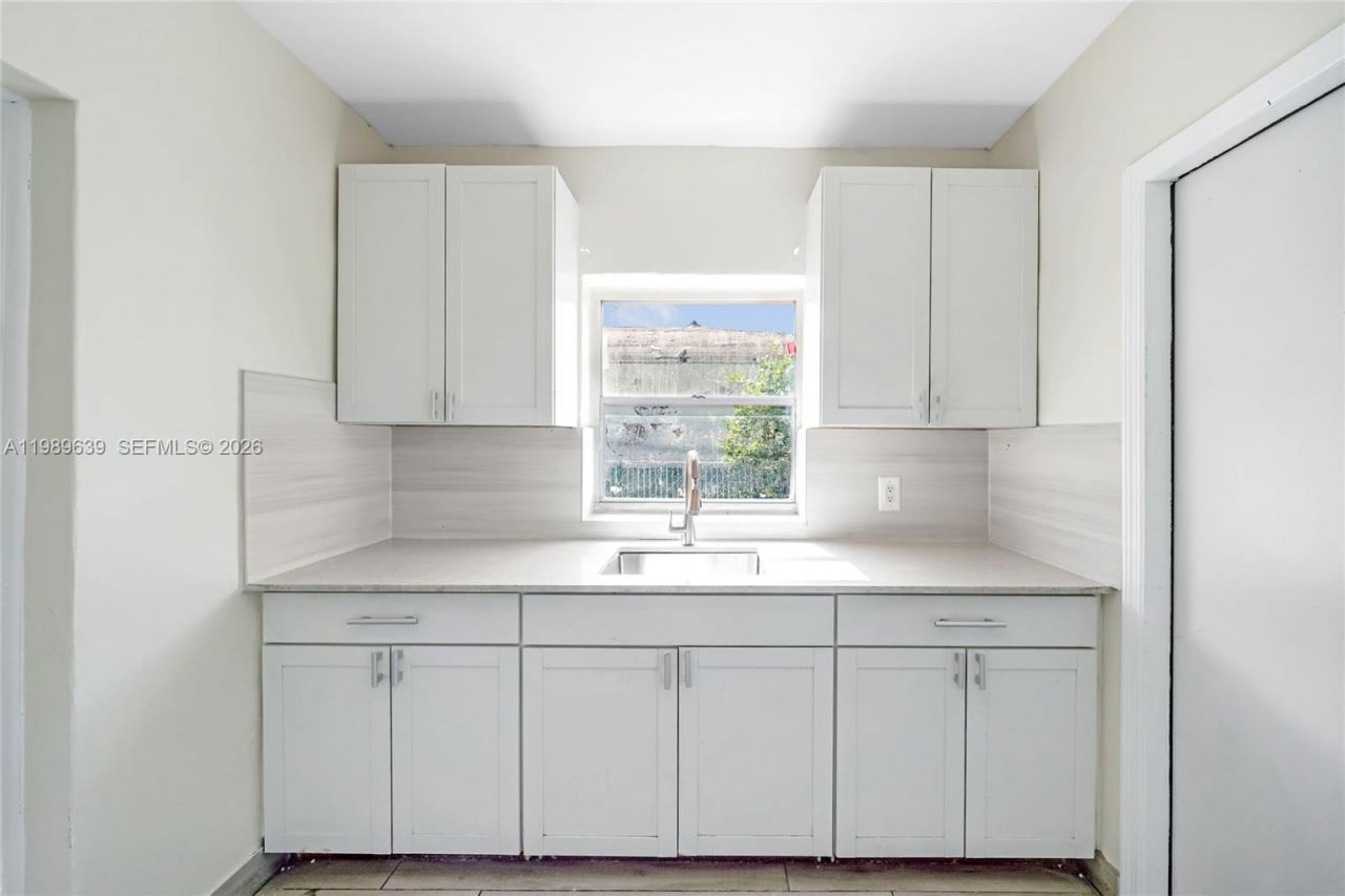 2025 Fillmore St, Unit 1-2, Hollywood, FL 33020 Photo