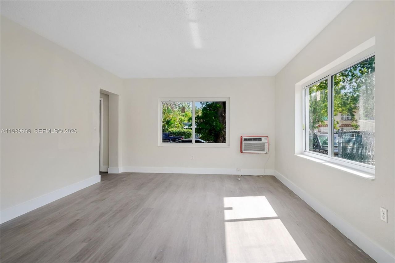 2025 Fillmore St, Unit 1-2, Hollywood, FL 33020 Photo