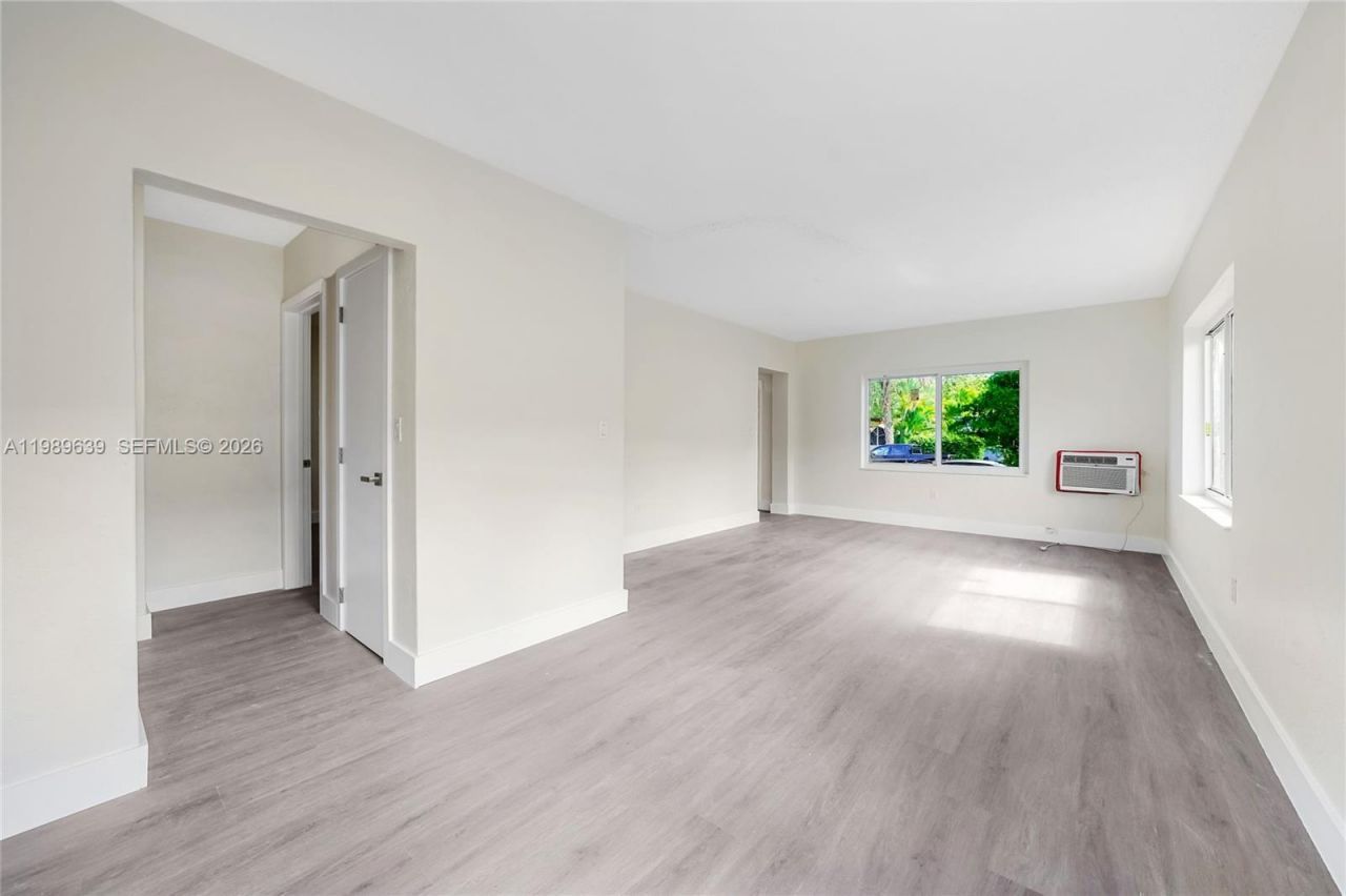 2025 Fillmore St, Unit 1-2, Hollywood, FL 33020 Photo