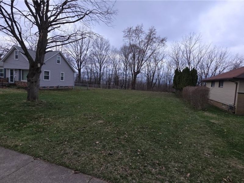 4930 E 81st Street, Garfield Heights, OH 44125 Photo 2