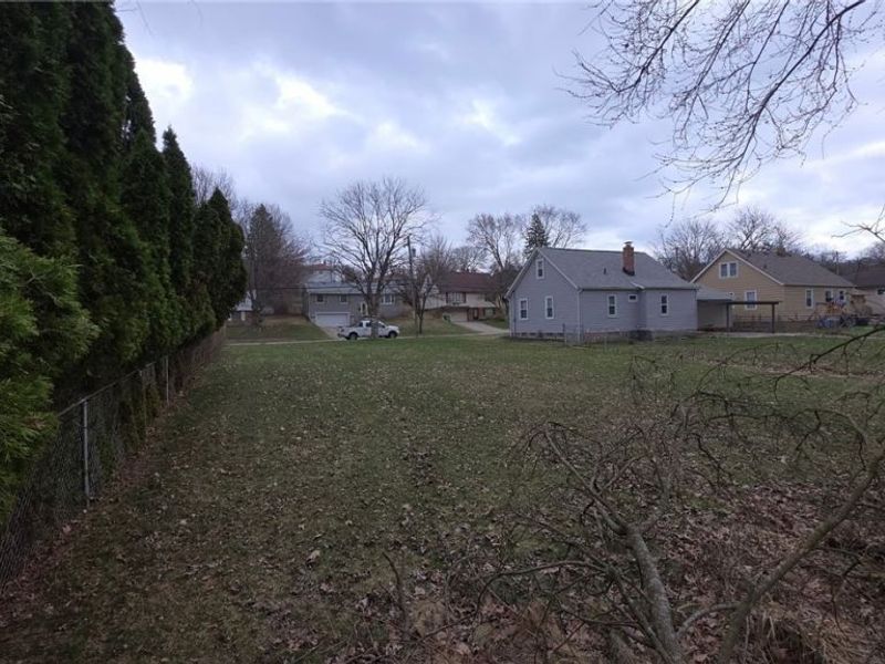 4930 E 81st Street, Garfield Heights, OH 44125 Photo 3