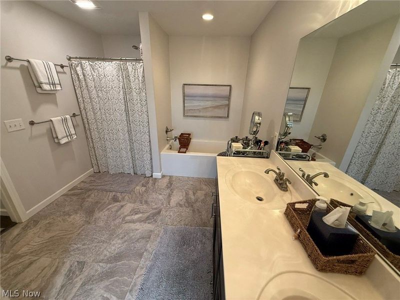 440 Hillcrest Drive NE, New Philadelphia, OH 44663 Photo 30