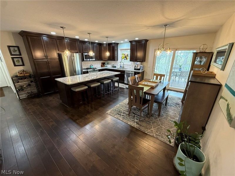 440 Hillcrest Drive NE, New Philadelphia, OH 44663 Photo 9