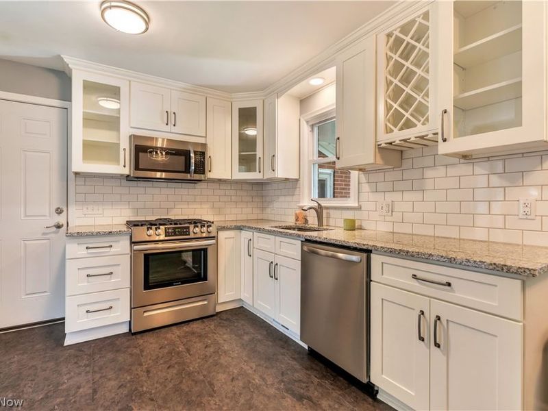 4028 Crestwood Street NW, Canton, OH 44708 Photo 11