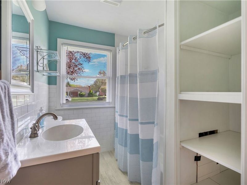 4028 Crestwood Street NW, Canton, OH 44708 Photo 18