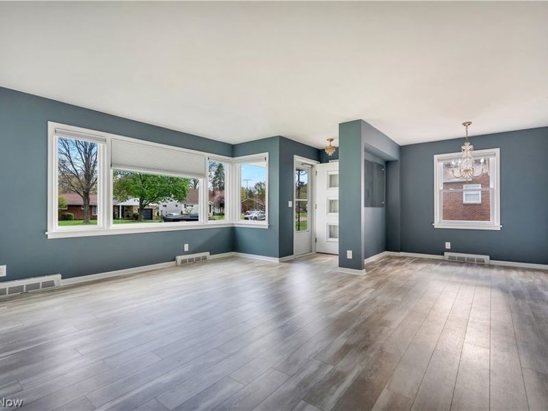 4028 Crestwood Street NW, Canton, OH 44708 Photo 6