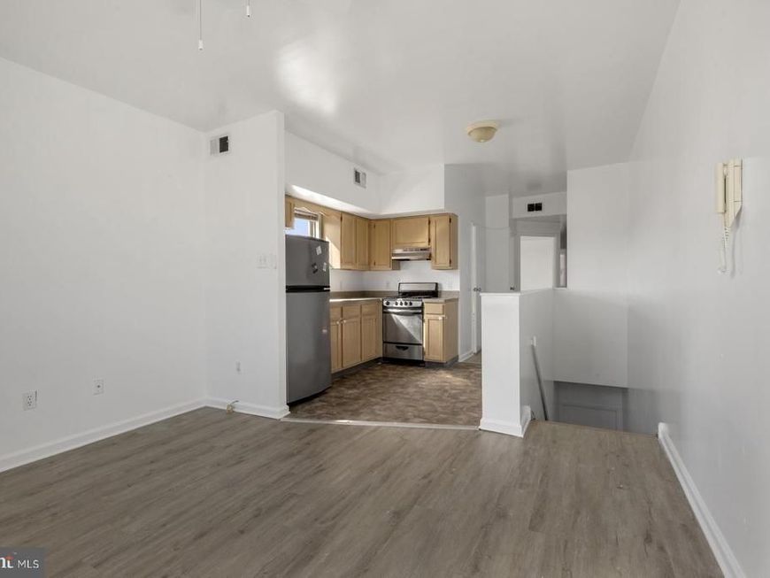 2223 S 15th Street, Unit 3, Philadelphia, PA 19145 Main Photo