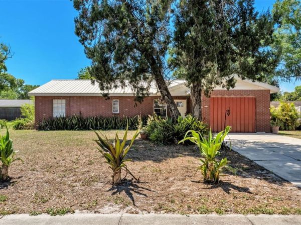 626 SWISS DRIVE , LAKELAND, FL 33810