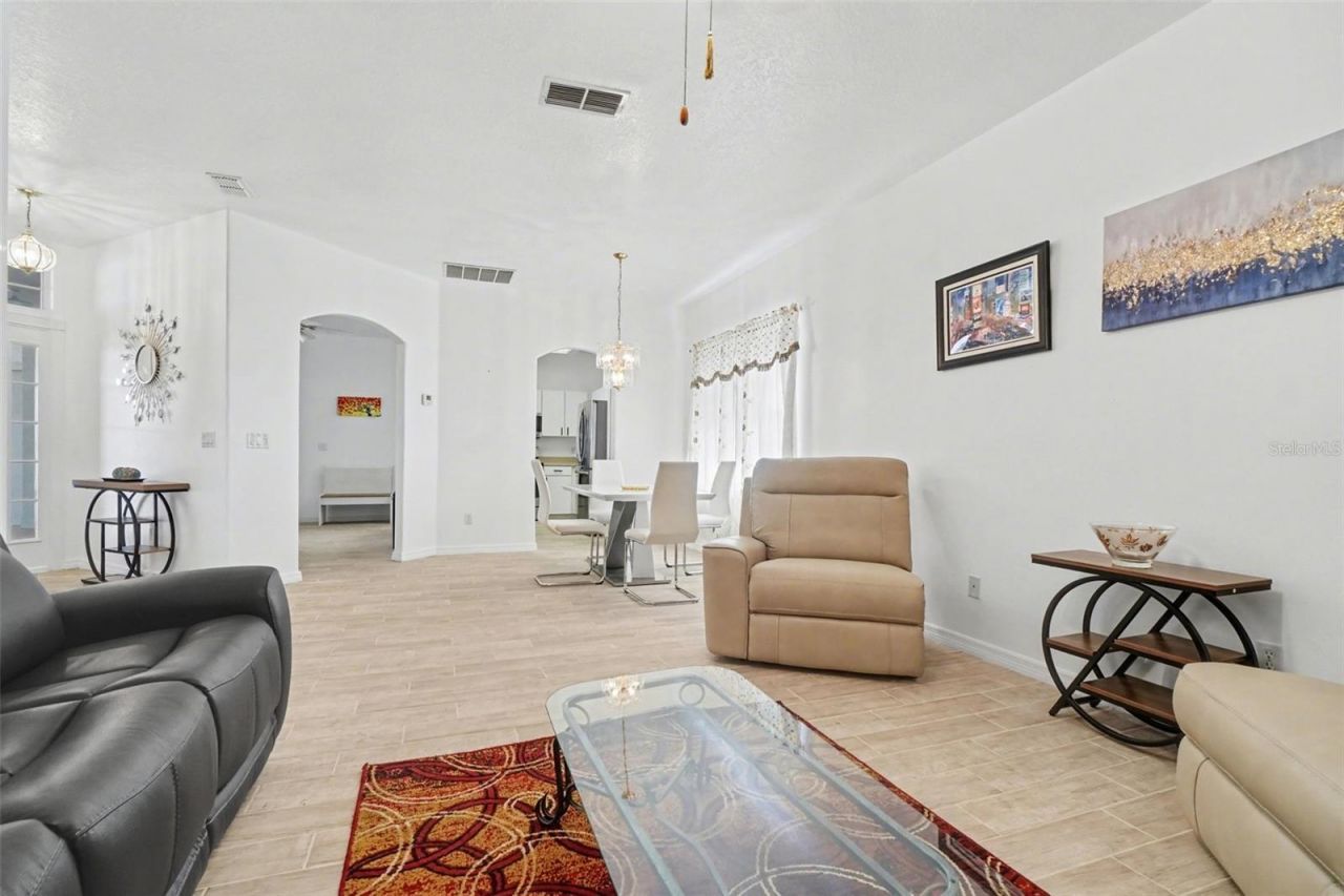 4326 Hammersmith Drive, Clermont, FL 34711 Photo