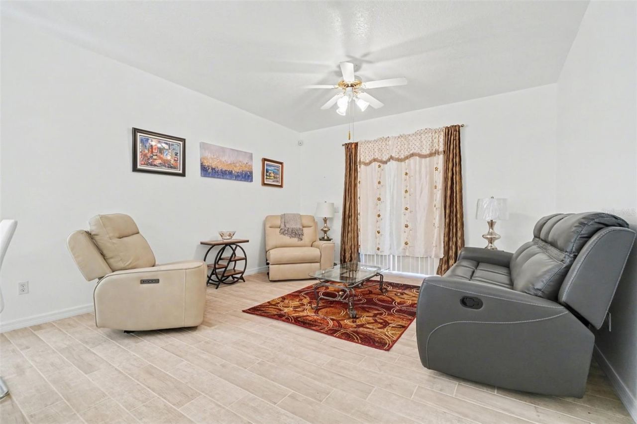 4326 Hammersmith Drive, Clermont, FL 34711 Photo