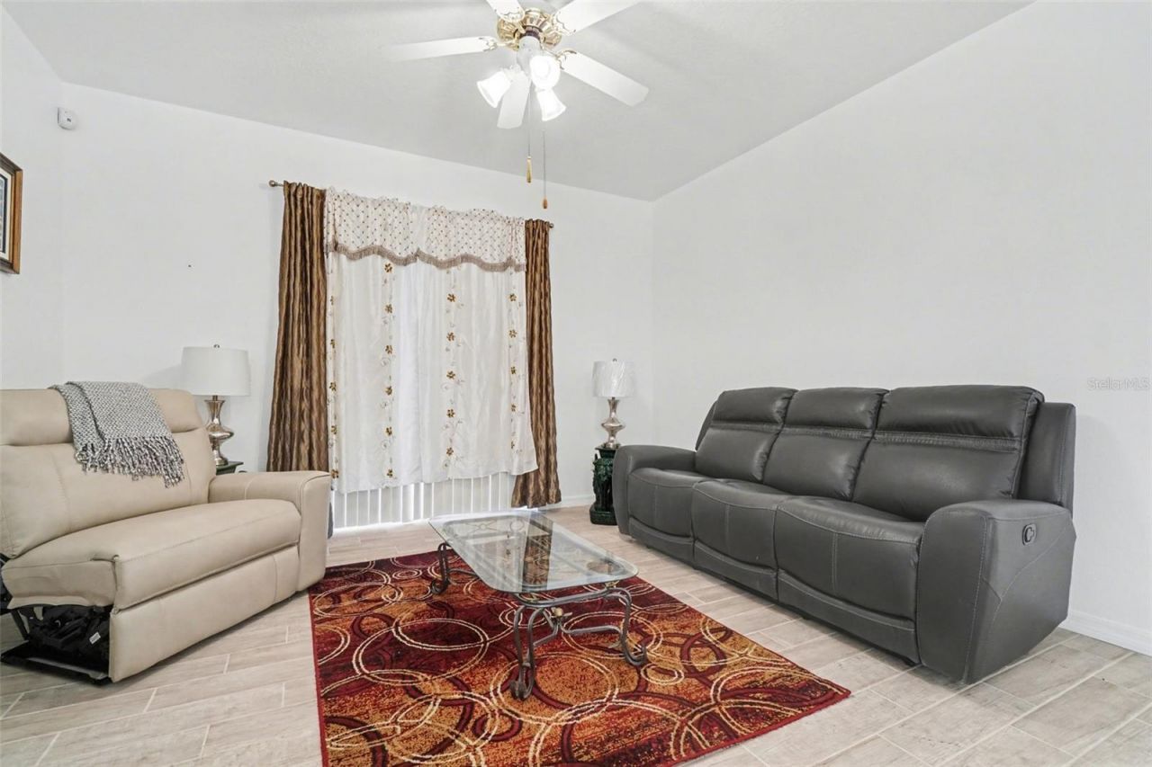 4326 Hammersmith Drive, Clermont, FL 34711 Photo