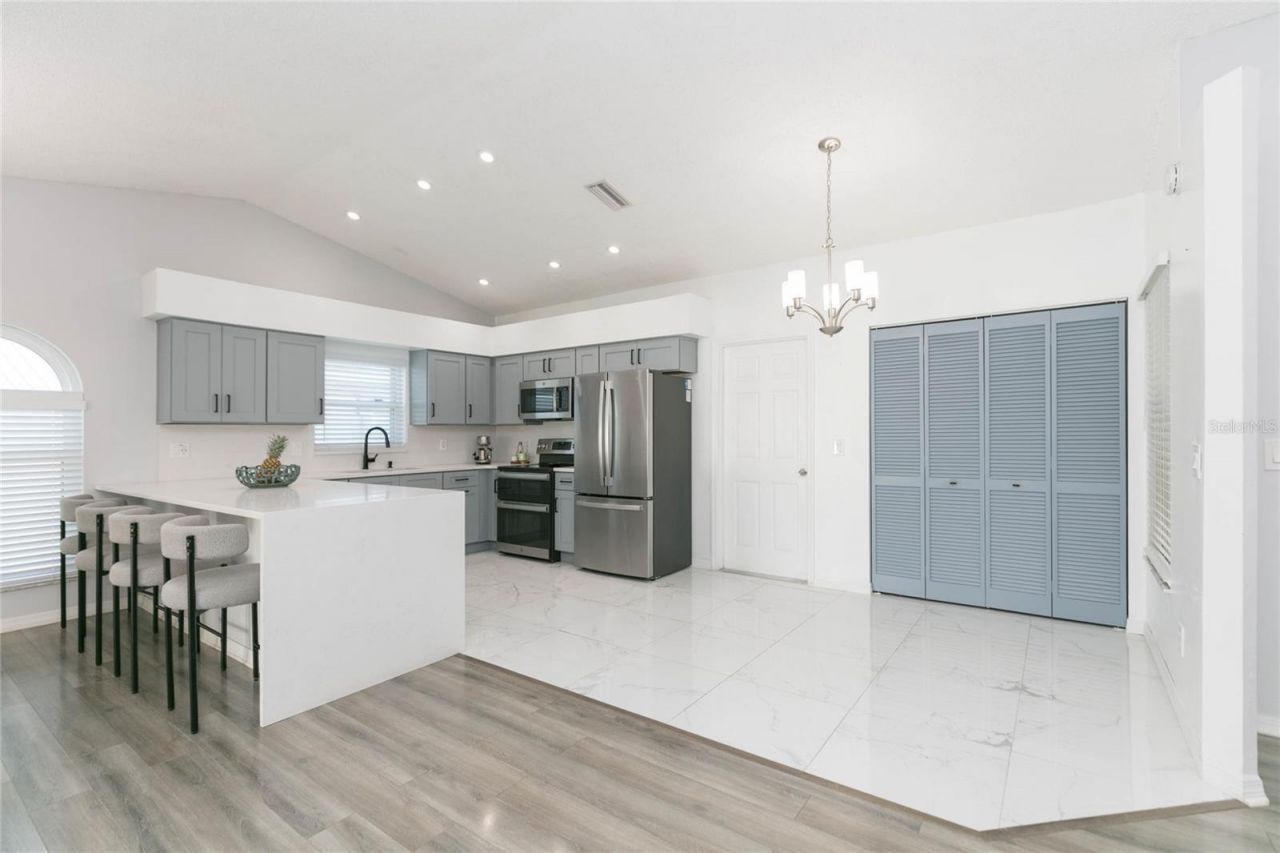 1111 Windhorst Ridge Drive, Brandon, FL 33510 Photo