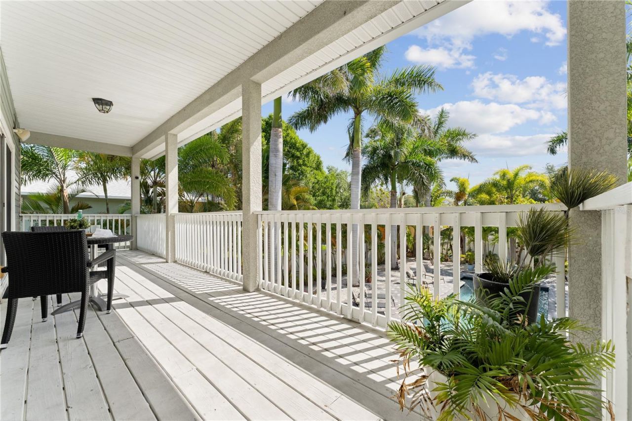 2704 57th Street S, Gulfport, FL 33707 Photo