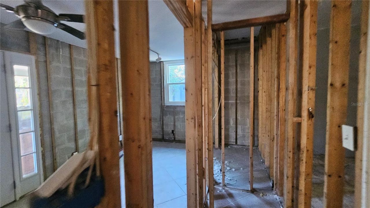 208 48th Avenue N, Saint Petersburg, FL 33703 Photo