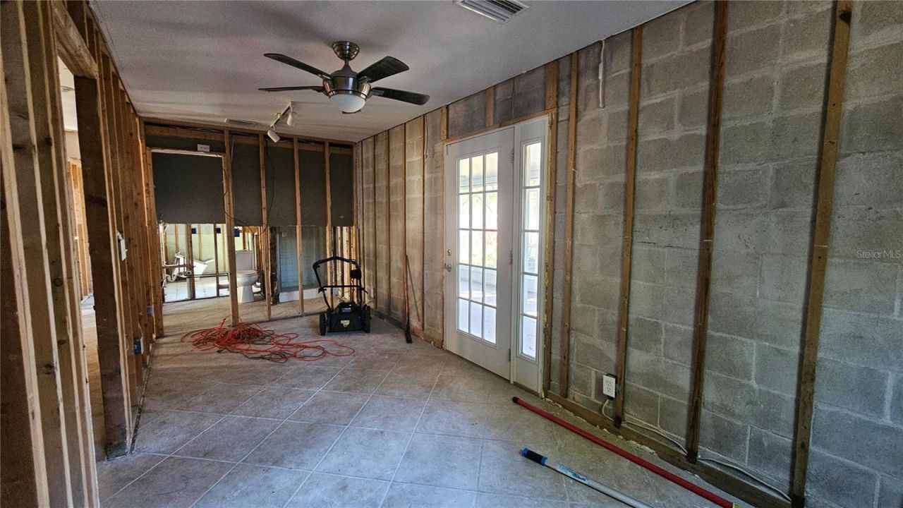 208 48th Avenue N, Saint Petersburg, FL 33703 Photo