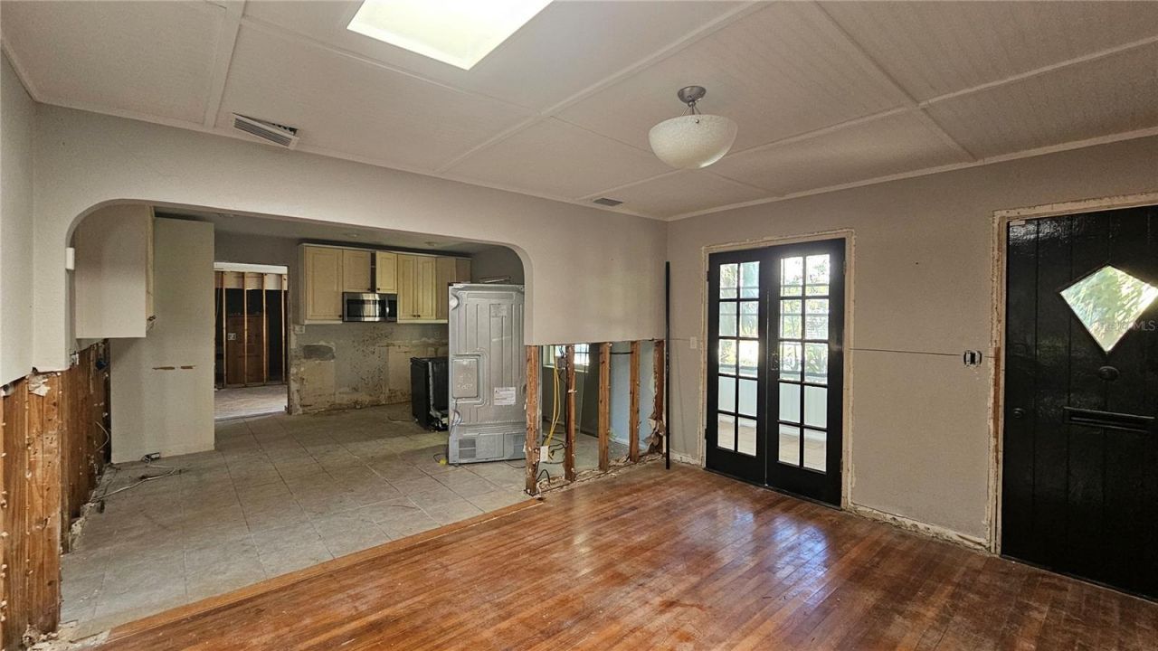 208 48th Avenue N, Saint Petersburg, FL 33703 Photo