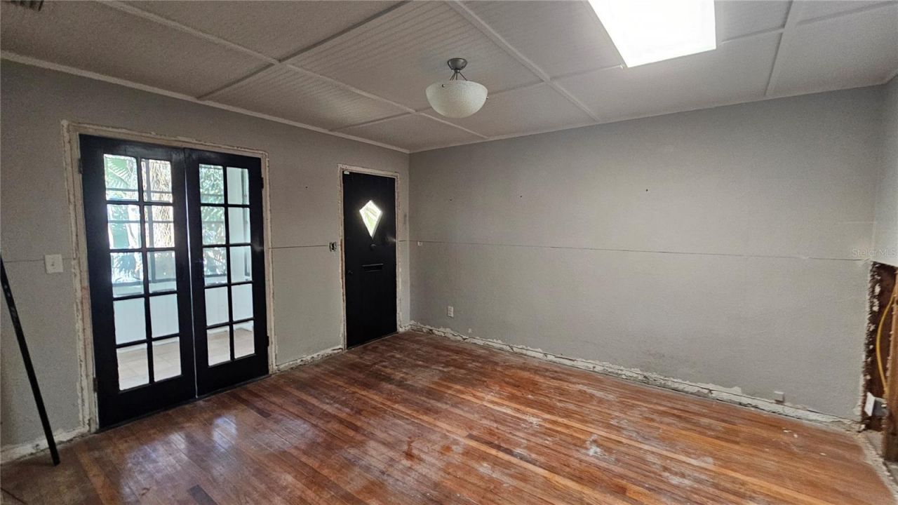 208 48th Avenue N, Saint Petersburg, FL 33703 Photo