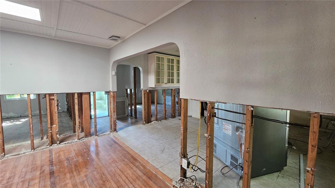 208 48th Avenue N, Saint Petersburg, FL 33703 Photo
