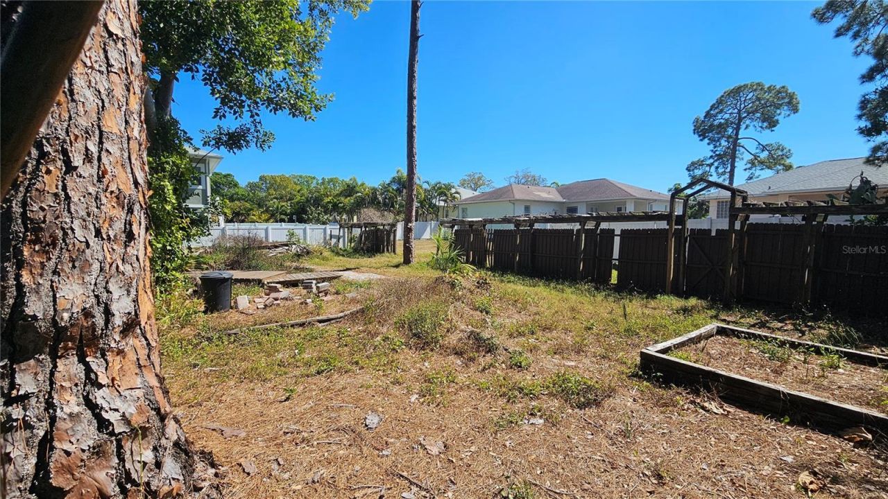 208 48th Avenue N, Saint Petersburg, FL 33703 Photo