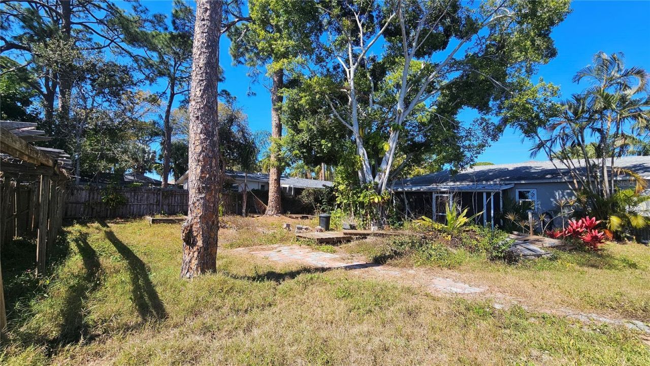 208 48th Avenue N, Saint Petersburg, FL 33703 Photo