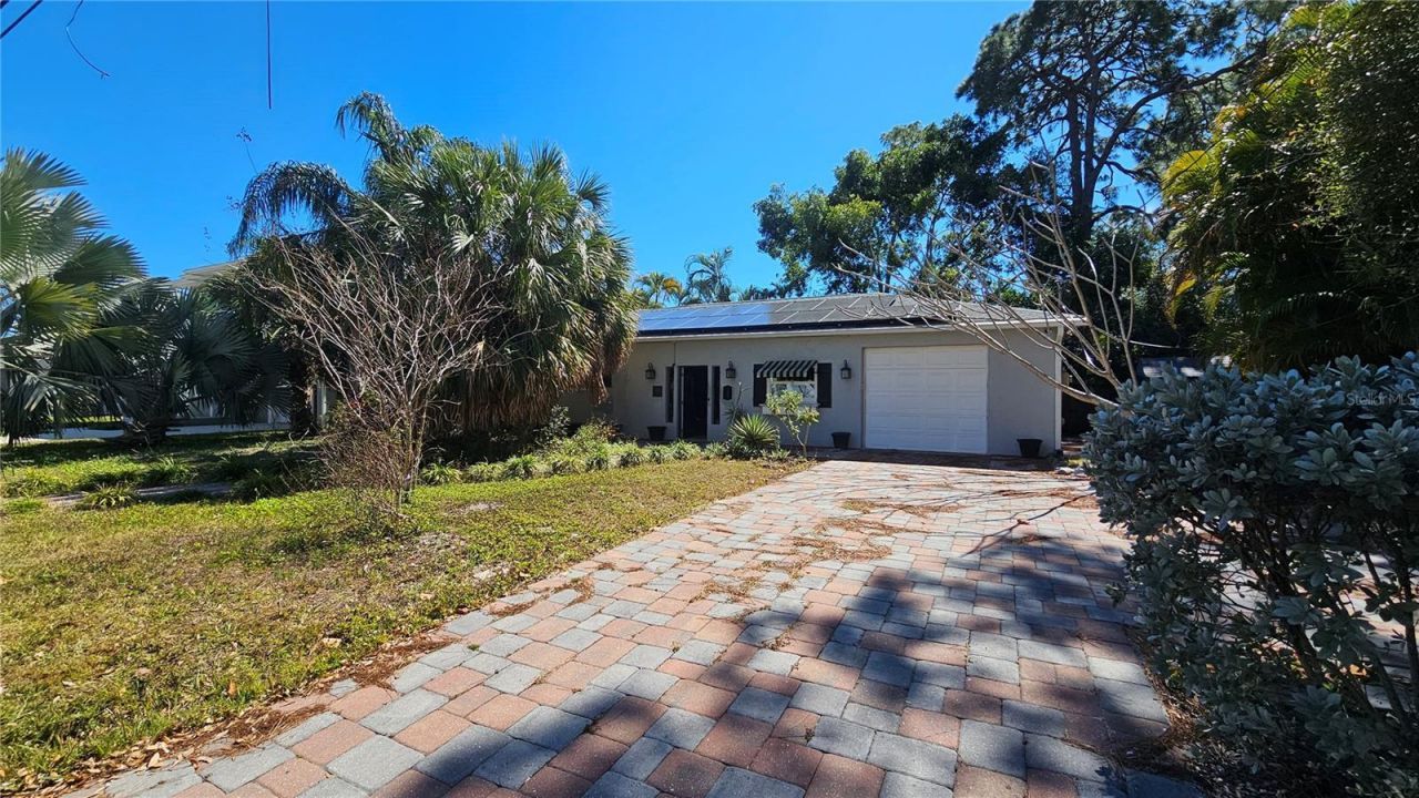 208 48th Avenue N, Saint Petersburg, FL 33703 Photo