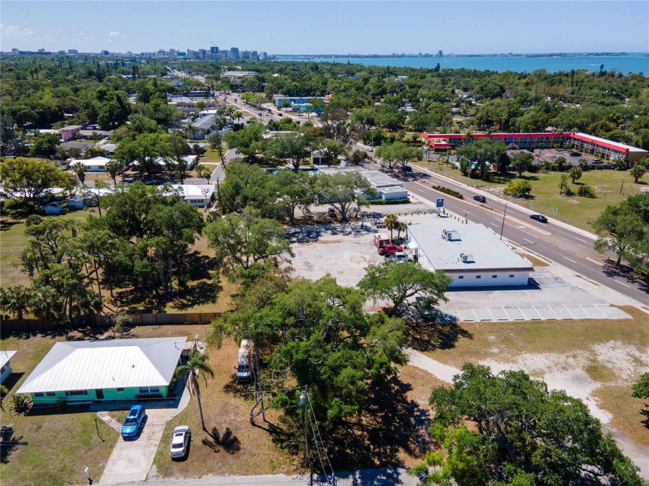 4500 N Tamiami Trail , Sarasota, FL 34234 Photo