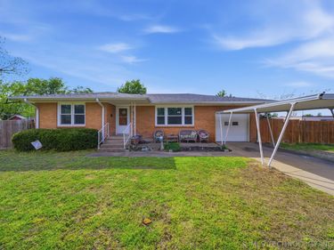 318 N 18th Street, Collinsville, OK 74021