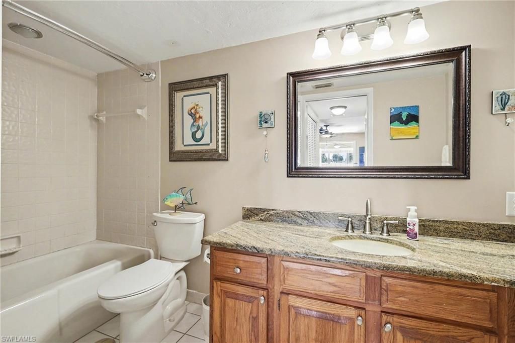 4703 SE 17th Pl, Unit 205, Cape Coral, FL 33904 Photo