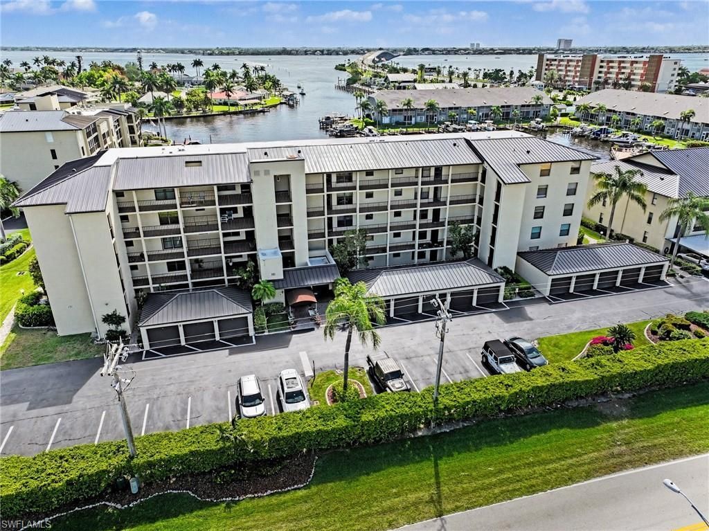 4703 SE 17th Pl, Unit 205, Cape Coral, FL 33904 Photo