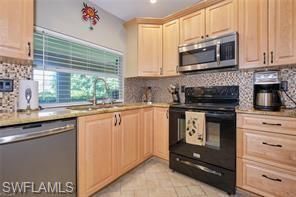140 SE 8th St , Cape Coral, FL 33990 Photo