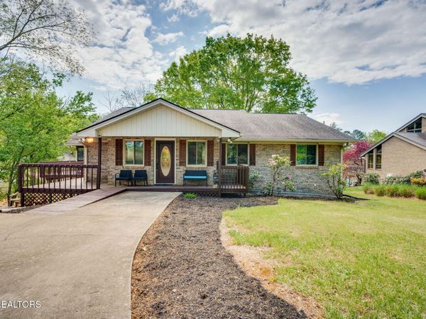 408 Lake Hollow Rd, Piney Flats, TN 37686