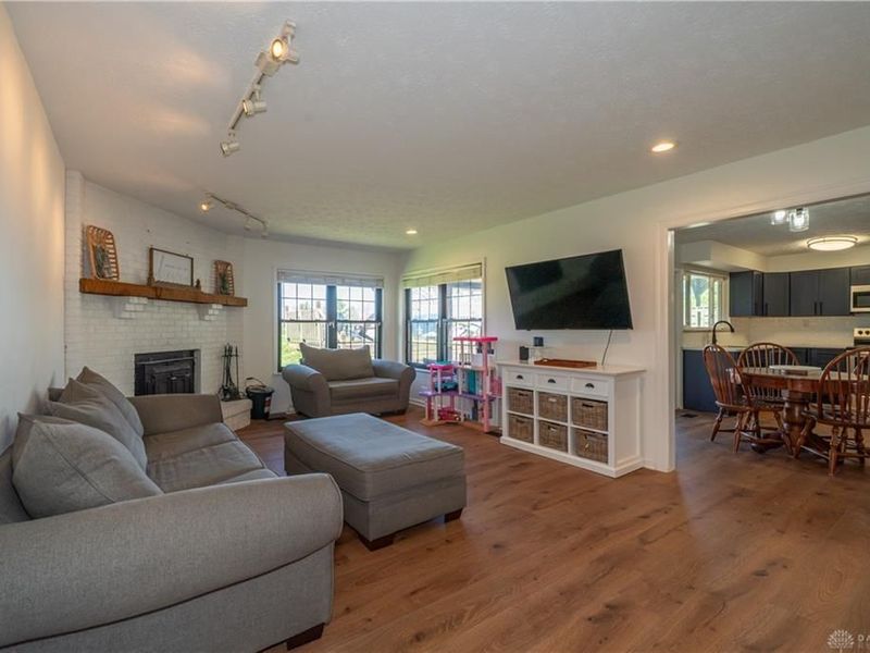 9853 Clearcreek Franklin Road, Franklin Township, OH 45342 Photo 10