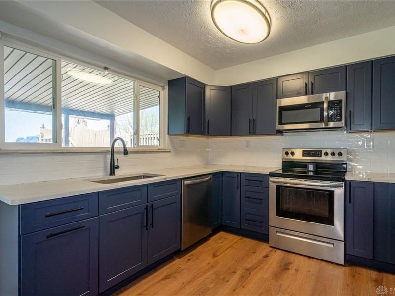 9853 Clearcreek Franklin Road, Franklin Township, OH 45342 Photo 14