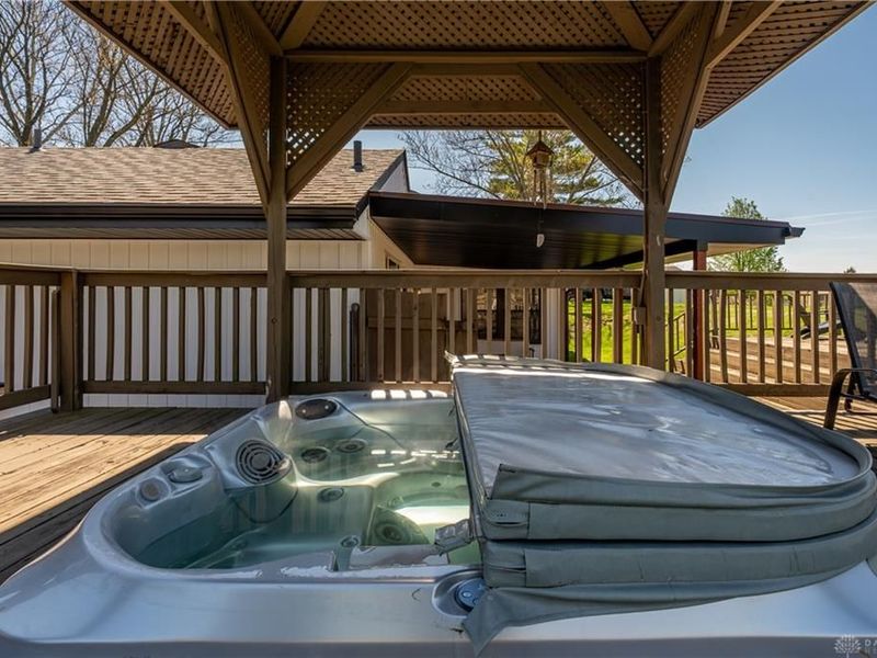 9853 Clearcreek Franklin Road, Franklin Township, OH 45342 Photo 45