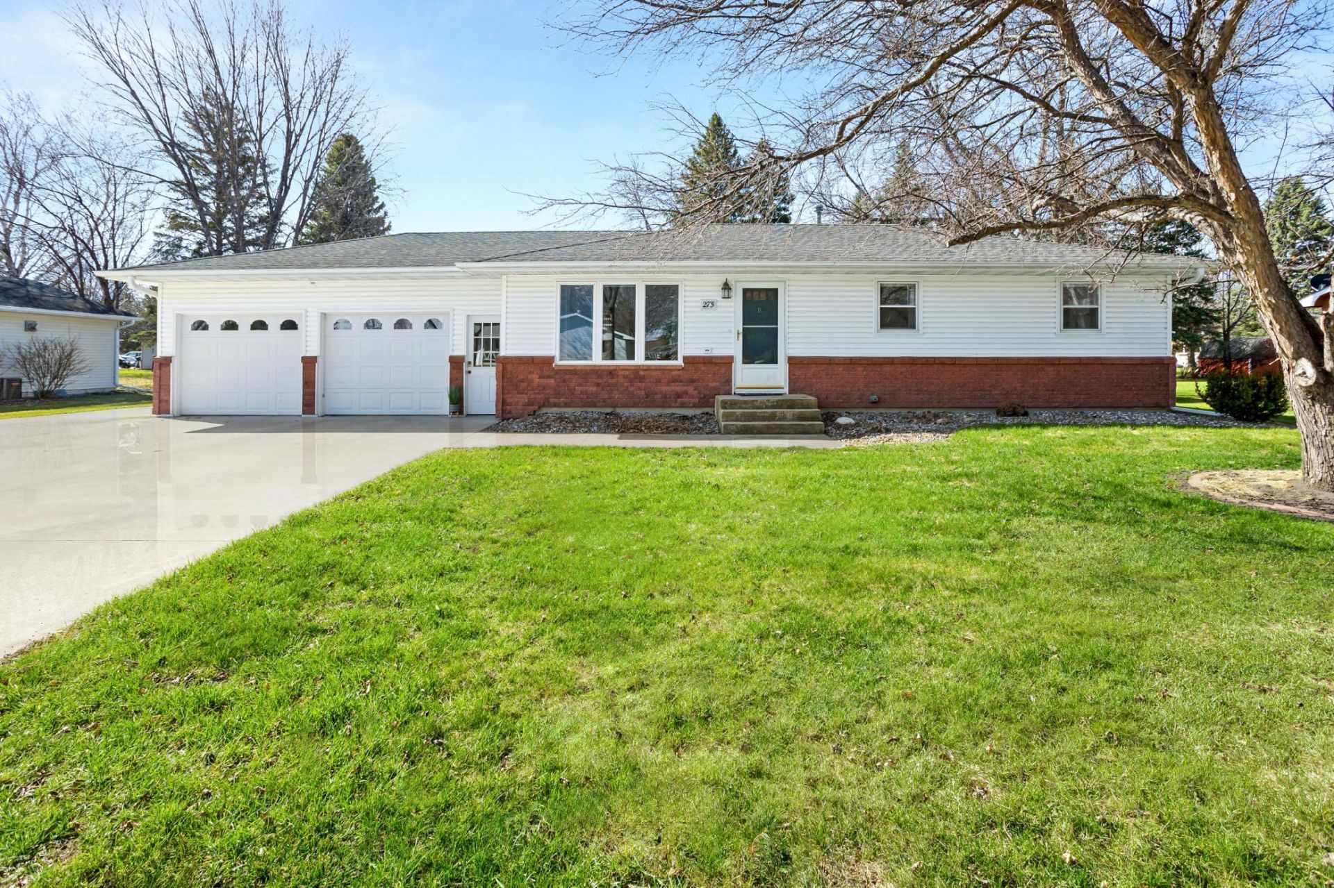 275 Crescent Drive , Breckenridge, MN 56520 Main Photo