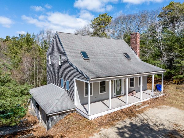 21 Clay Pond Road, Buzzards Bay, MA 02532