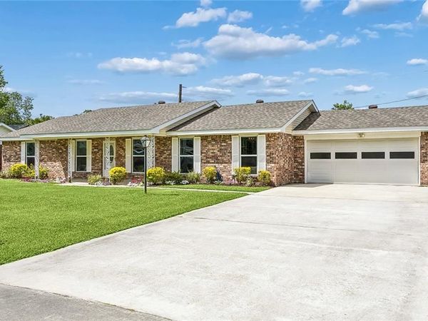 14 PATRICIA Court, Luling, LA 70070