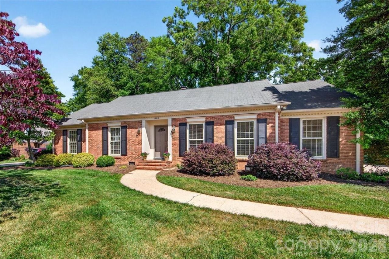 1308 Alfred Street, Charlotte, NC 28211 Main Photo