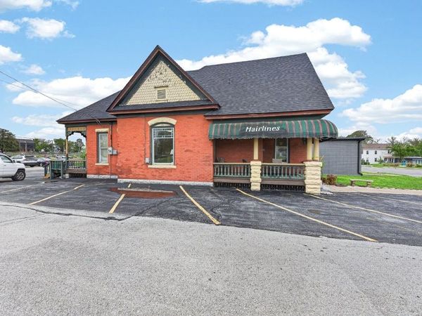 412 W Walnut Street , Rogers, AR 72756