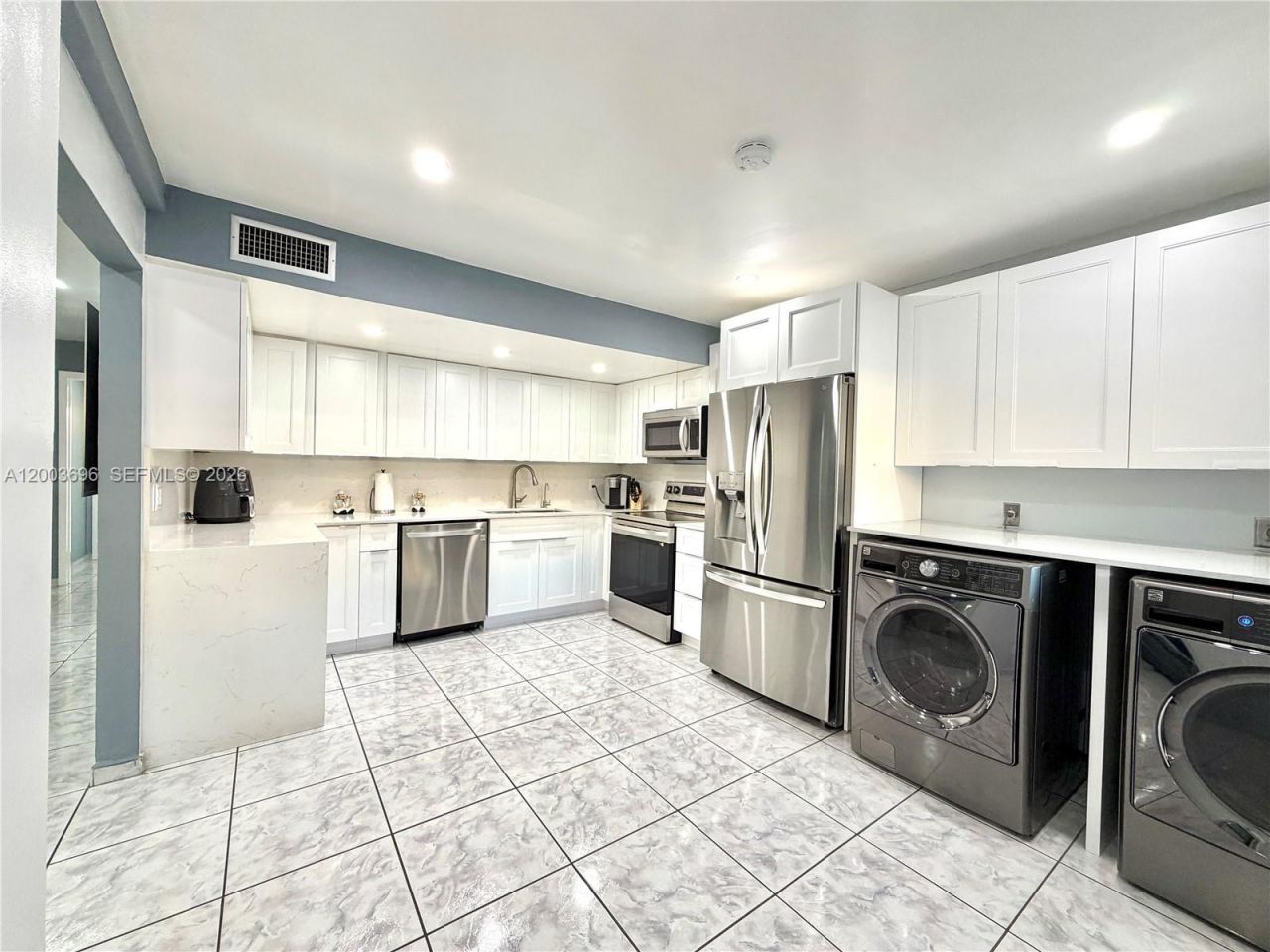 8155 W 9th Ct , Hialeah, FL 33014 Photo